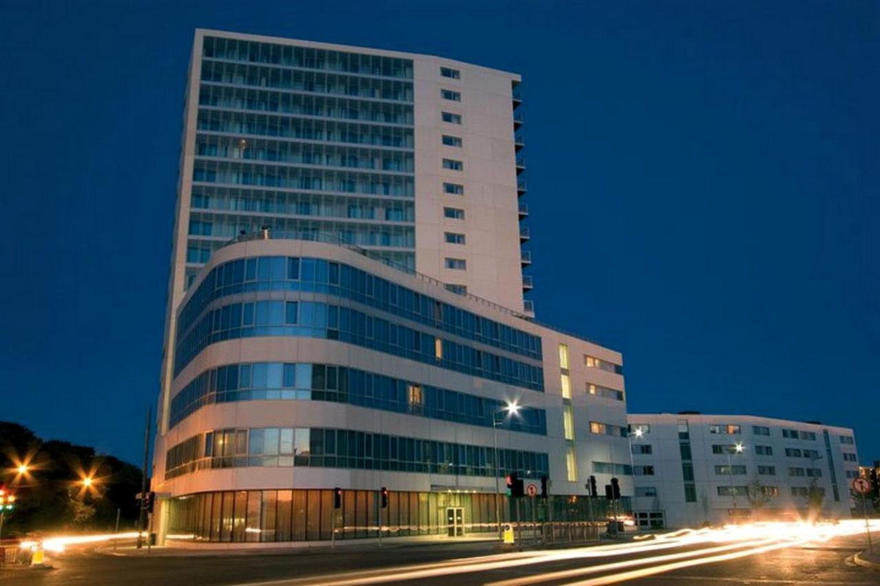 Metro Apartments Dublin Airport Exterior foto